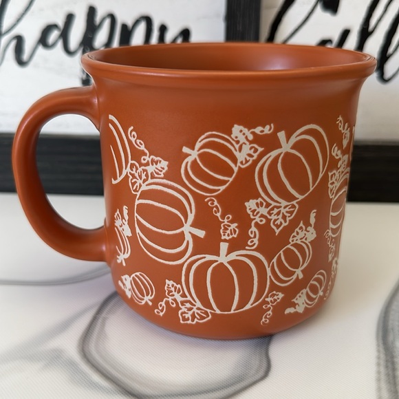 Market Finds Ceramic Mug - Picture 3 of 6